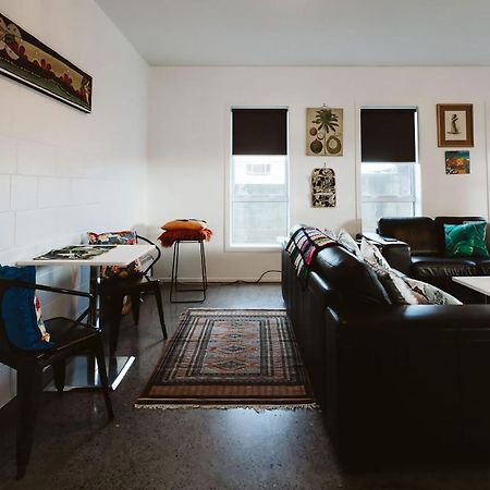 Surf Fitzroy Pet Friendly Villa New Plymouth Exterior photo
